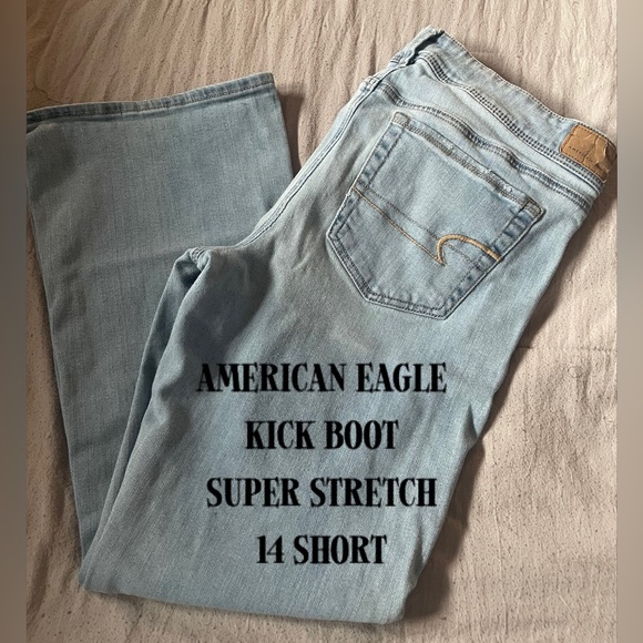 American Eagle jean in size 14, super stretch, light blue color, kick boot style - Picture 1 of 1